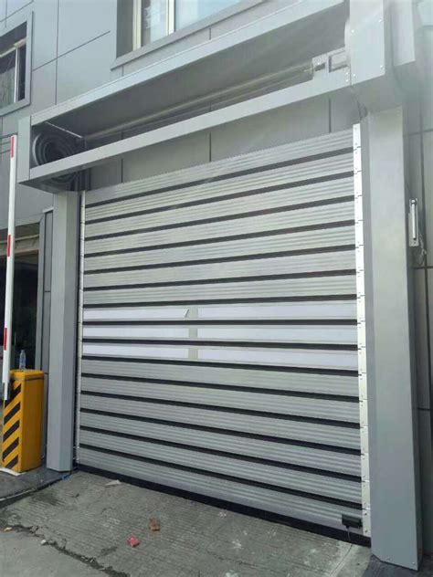 Villa Aluminum Roll Up Door , Industrial Roll Up Garage Doors Rust Proof