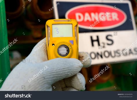 Hydrogen-sulfide Images, Stock Photos & Vectors | Shutterstock