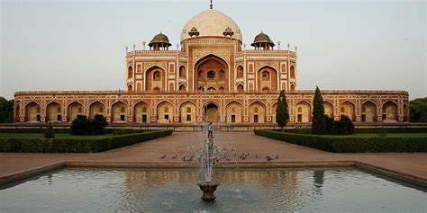 7 Monuments That Showcases The Rich History Of Delhi