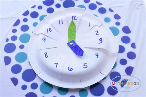 CREATIVE ACTIVITIES FOR PRESCHOOLERS CLOCK | Making Motherhood Matter