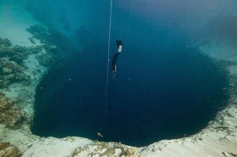 KETAHUI LEBIH DALAM TENTANG PALUNG ATAU JURANG LAUT