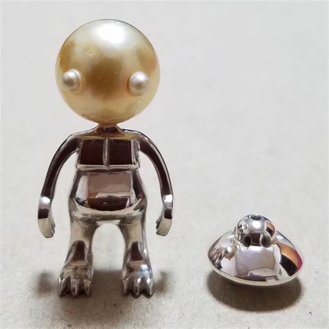 Pin on Aliens jewelry