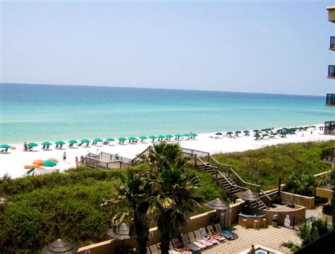 Beach Photo Gallery • Wyndham Garden Fort Walton Beach