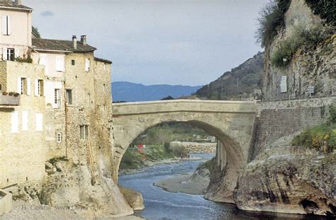 Vaison-la-Romaine visit, photos, travel info and hotels, by Provence Beyond