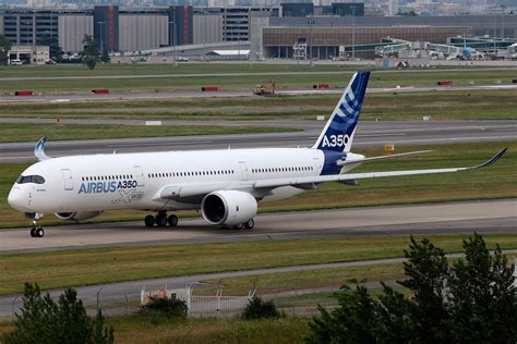 {:en}COMMERCIAL AVIATION: SELLING AIRBUS A350 / AIRBUS A350-800 ...