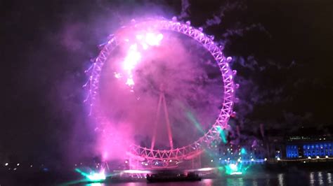 London EYE New Year Fireworks 2012 - YouTube