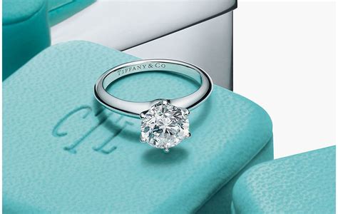 Engagement Ring Styles and Settings | Tiffany & Co.