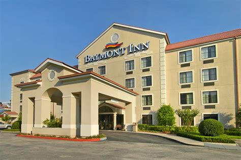 Baymont Inn & Suites