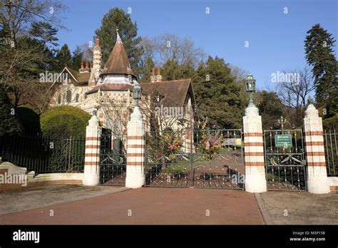 Friar park henley on thames hi-res stock photography and images - Alamy