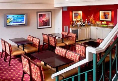 Westchester Marriott - UPDATED 2017 Prices, Reviews & Photos (Tarrytown ...