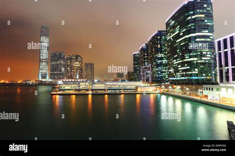 kowloon at night Stock Photo - Alamy