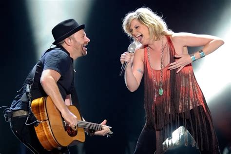 Story Behind the Song: Sugarland, 'Stuck Like Glue'