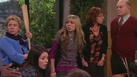 Watch iCarly (2007) Season 2 Episode 26: iCarly - iHave My Principals ...