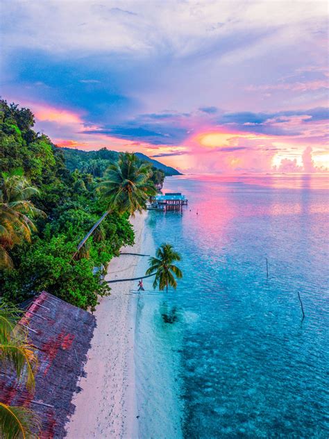 Beach in Raja Ampat | Smithsonian Photo Contest | Smithsonian Magazine