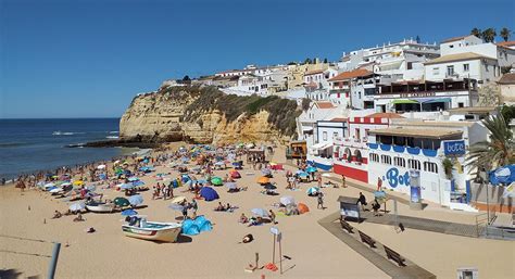 Carvoeiro beach ‘bigger’ as maritime corridor shrinks by 10 metres ...