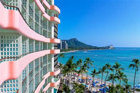 Press Overview - Waikiki Resort | Royal Hawaiian Resort