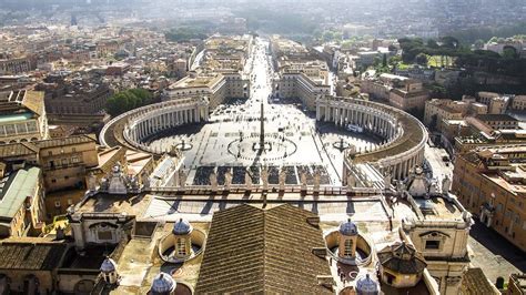 Tips for climbing up St Peter's Basilica's dome, entrance, hours ...