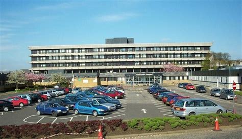 Monklands Hospital © Elliott Simpson cc-by-sa/2.0 :: Geograph Britain ...