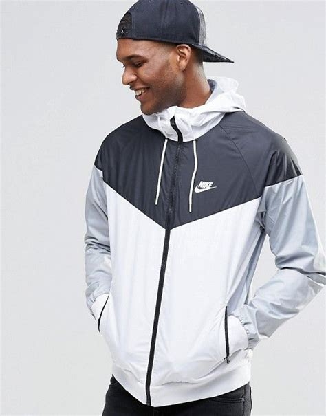 Nike | Nike Windbreaker In White 727324-101 | Nike windbreaker outfit ...