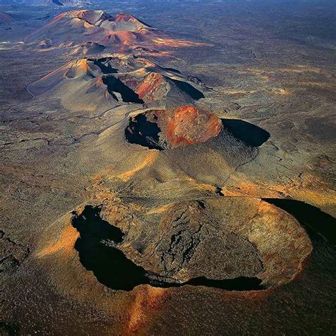 Aerial view of Lakagígar (Craters of Laki), a volcanic fissure in the ...