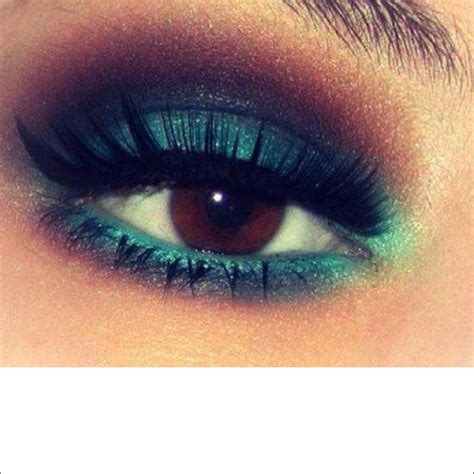 20 Gorgeous Makeup Ideas for Brown Eyes - Style Motivation