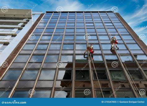 Cleaning Windows in a Skyscraper Stock Image - Image of outside, scene ...