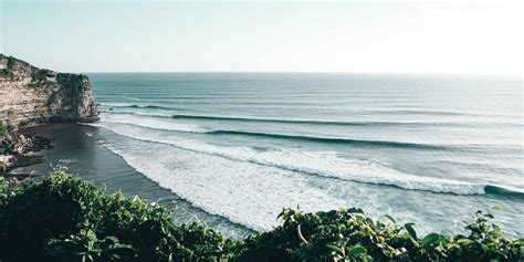 Surfing Uluwatu, Bali - Read This Guide BEFORE You Go! | Stoked For Travel