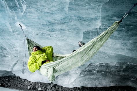 Quick Tips: Stay Warm When Winter Hammocking