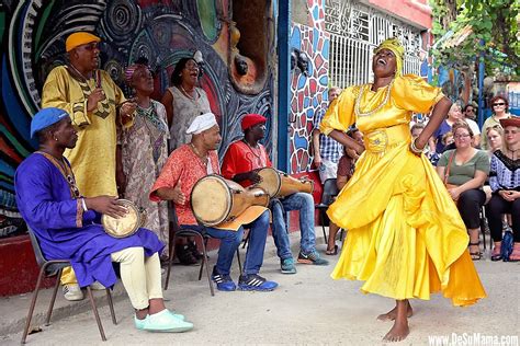 Callejon de Hamel: Afro-Cuban Culture in Havana