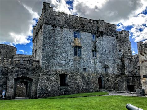 Patrick Comerford: Cahir Castle, a childhood ‘pit stop’ and a Butler ...