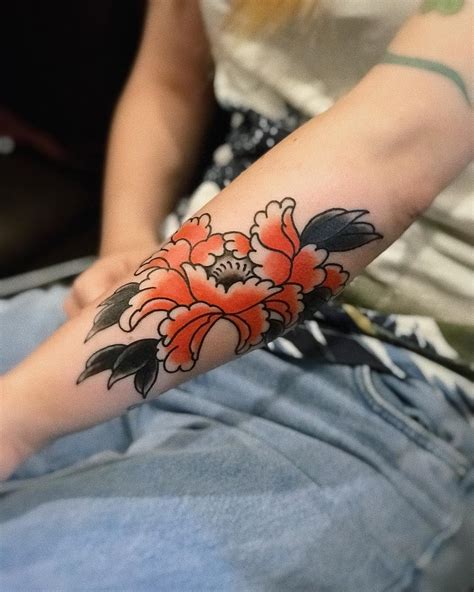 Japanese flower tattoo ideas and their meanings