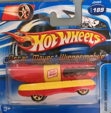 Hot Wheels Stars – Oscar Mayer Wienermobile - Universo Hot Wheels