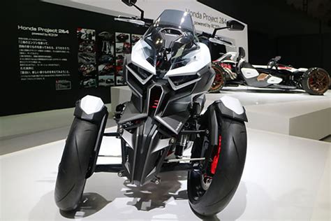 Honda Neowing Leaning Three Wheeler Concept