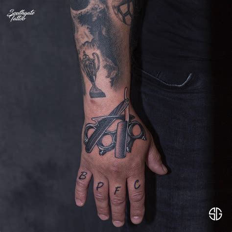 Top 111+ Knuckle duster hand tattoo - Monersathe.com