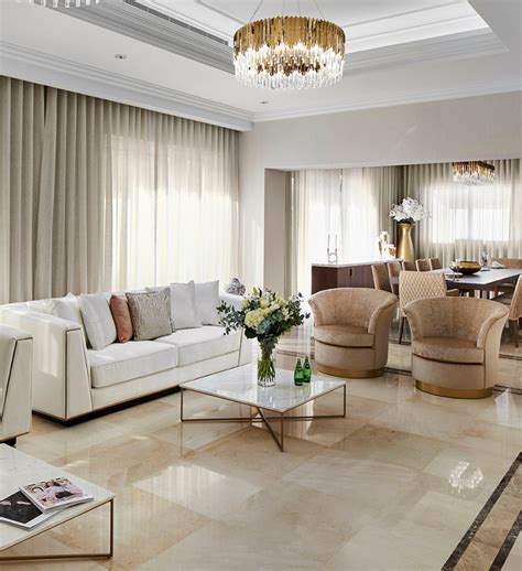 MODERN CLASSIC LIVING ROOM IN RIYADH