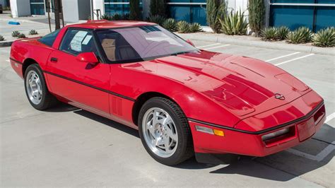 Like-New 1990 Chevrolet Corvette ZR-1 Has Just 450 Miles