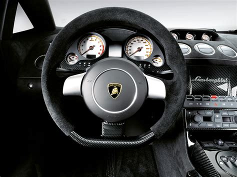 Fast Cars Online: Lamborghini Gallardo spyder Interior