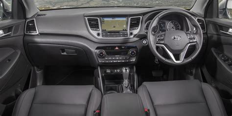 Hyundai Tucson interior and infotainment | carwow