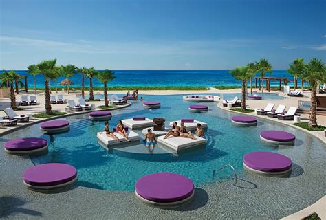 Breathless Riviera Cancun Resort & Spa - Weddings by Escapes