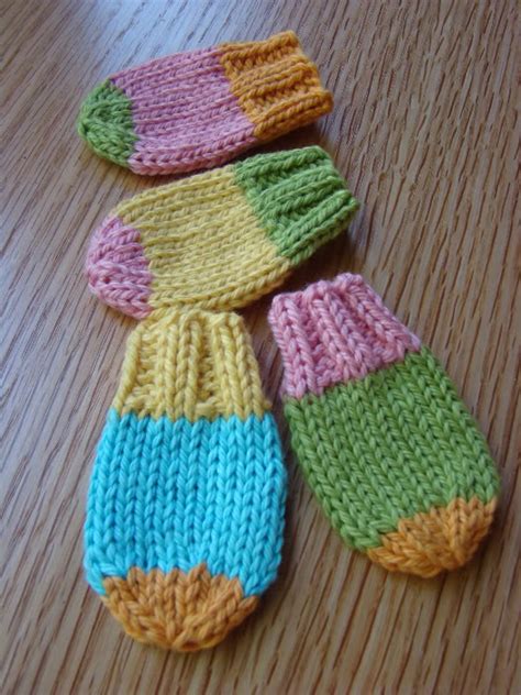 Baby Mittens Knitting Patterns | A Knitting Blog