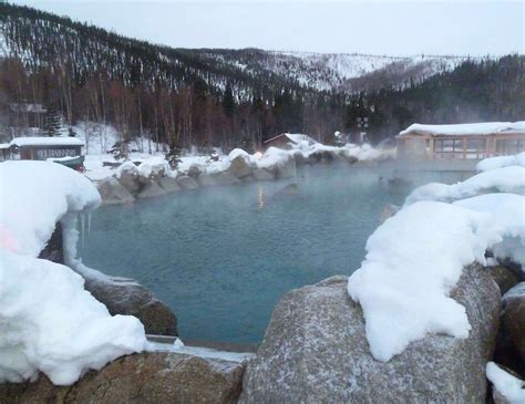 Chena Hot Springs with Ice Museum Tour & Northern Lights