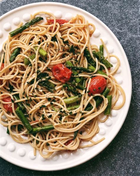 Easy 2-Ingredient Garlic Brown Butter Sauce Recipe