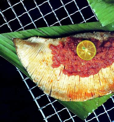 Singapore Style Barbecued Stingray ( Ikan Pari Panggang )