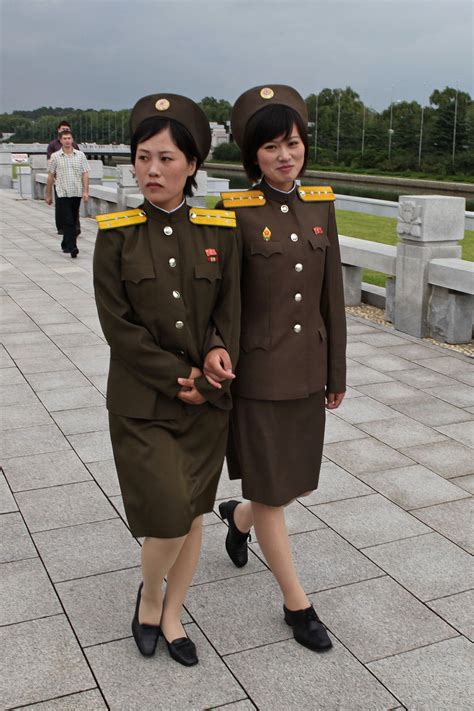 Life in north korea, Military women, Female soldier