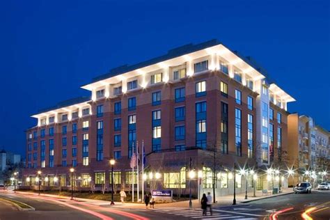 HILTON GARDEN INN ARLINGTON SHIRLINGTON - Updated 2022 Prices & Hotel ...