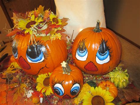 Pumkins I painted for fall | Halloween pumpkins painted, Pumpkin ...