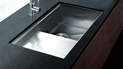 Ventura Single Undermount Sink & drainer 840x470x220mm Includes ...