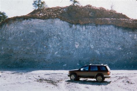 Wyoming Diamond & Gemstone Province: Kimberlite Pipes and Volcanoes