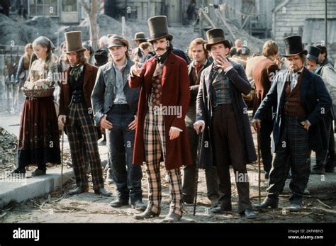 LEONARDO DICAPRIO, DANIEL DAY-LEWIS, GANGS OF NEW YORK, 2002 Stock ...