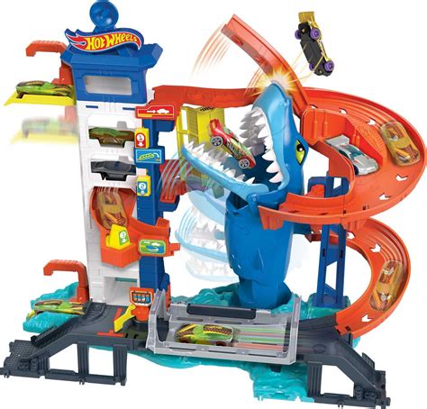 Hot Wheels City Toy Car Track Set Attacking Shark Escape Playset with 1 ...